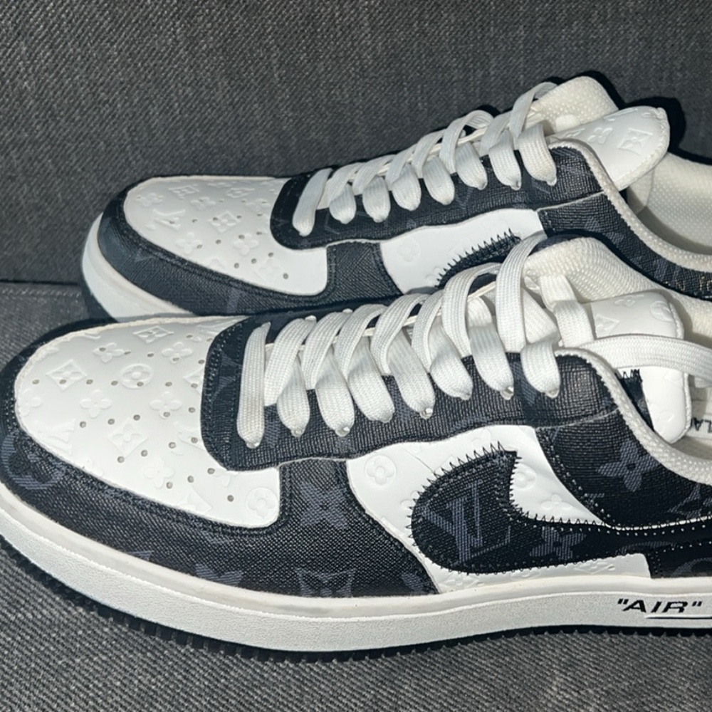 Louis Vuitton Nike air sneakers